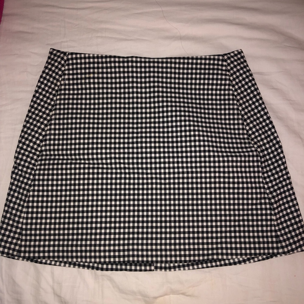 URBAN OUTFITTERS mini skirt